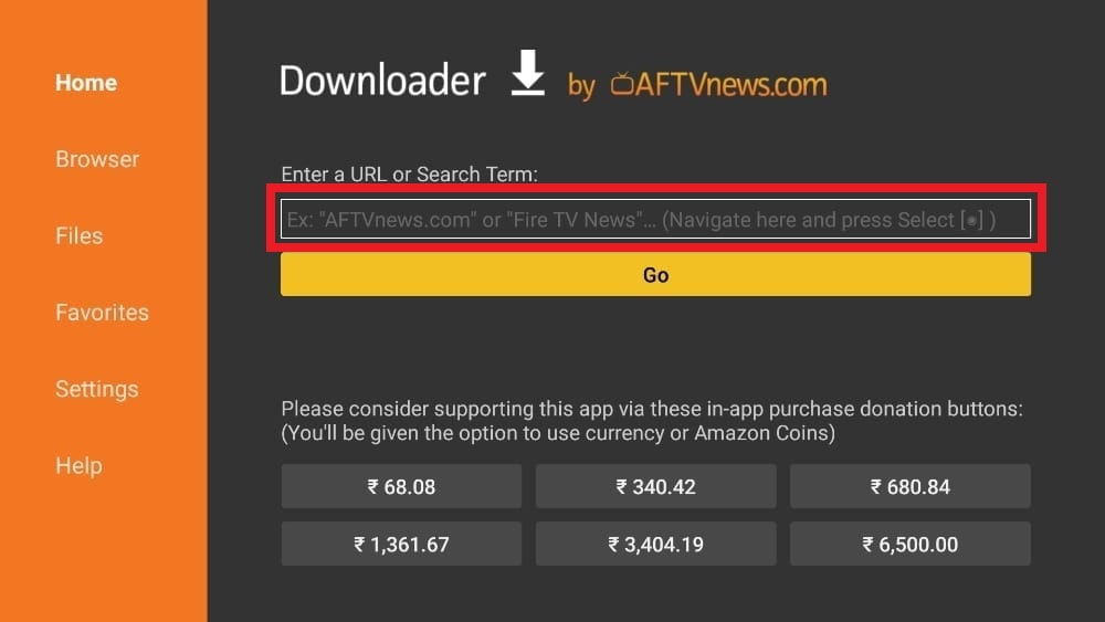 Fire TV Downloader-App-Bildschirm mit URL-Eingabefeld, das für die Installation von TiviMate auf Firestick verwendet wird.